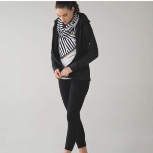 Lululemon Vinasa Limited Edition Scarf OS.